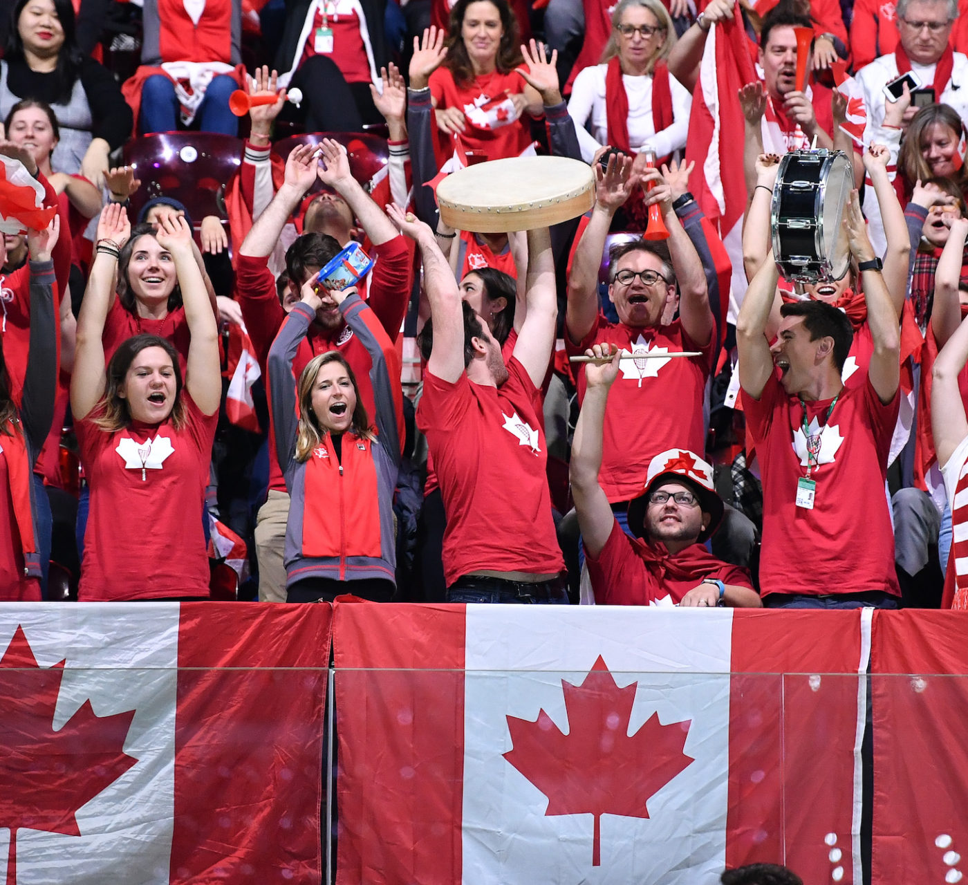 canadians cheering