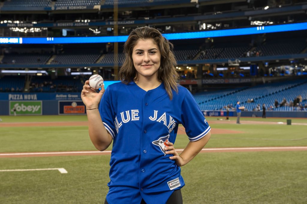 Tweets Of The Week Bianca Shows Off Her Baseball Chops Tennis Canada