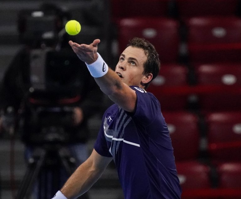Medvedev ends Vasek's Vienna Open campaign in Round of 16 - Tennis Canada
