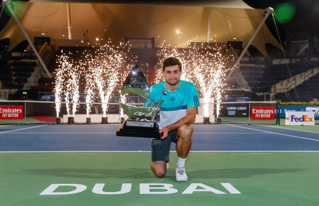 Aslan Karatsvev wins Dubai