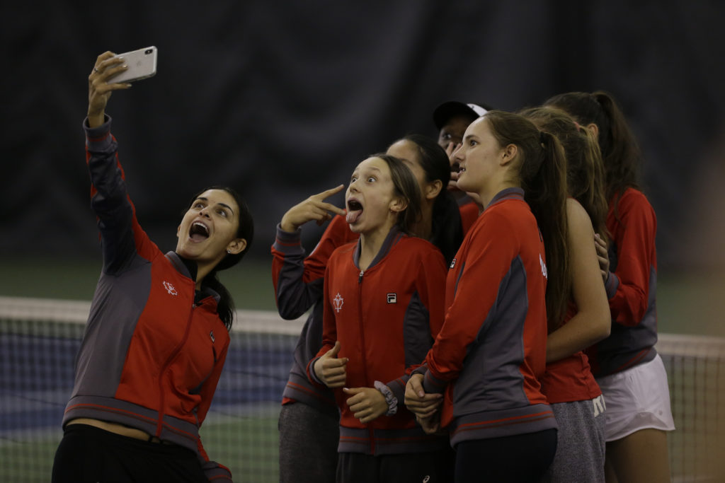 junior fed cup captain heidi el tabakh takes a selfie with her players