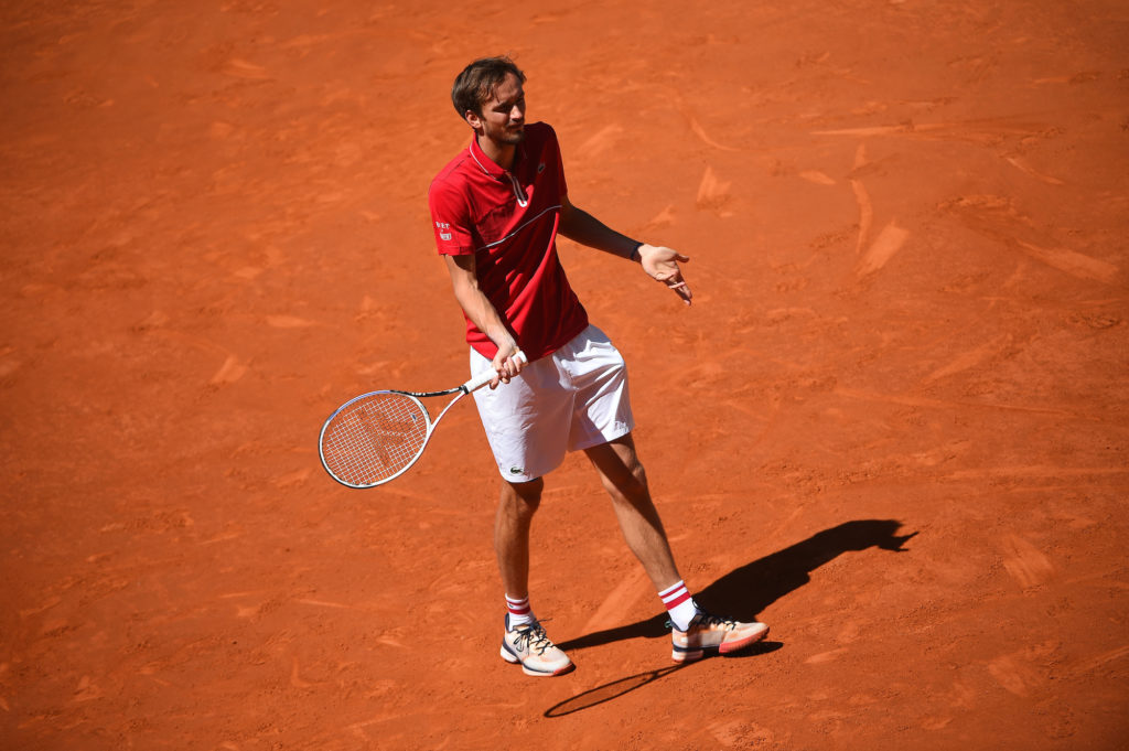 medvedev confused on clay courts