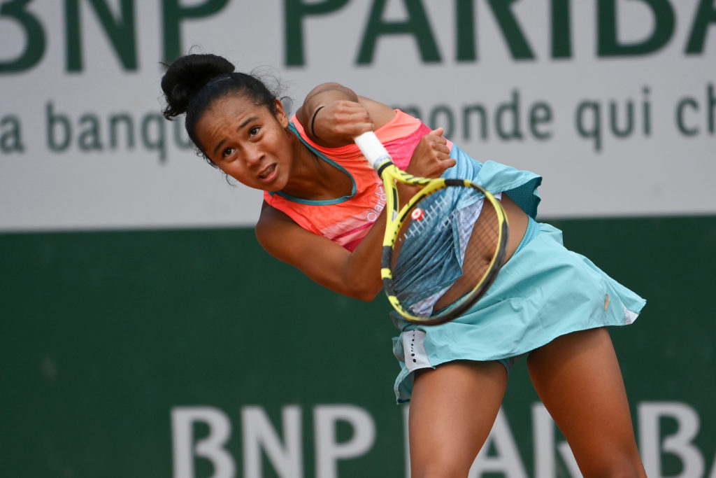 Leylah Fernandez Serves at the French Open