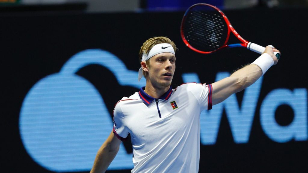 Denis Shapovalov hits a backhand at the 2021 St Petersburg Open