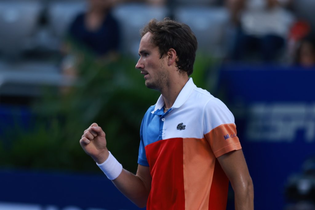 Daniil Medvedev pumps his fist