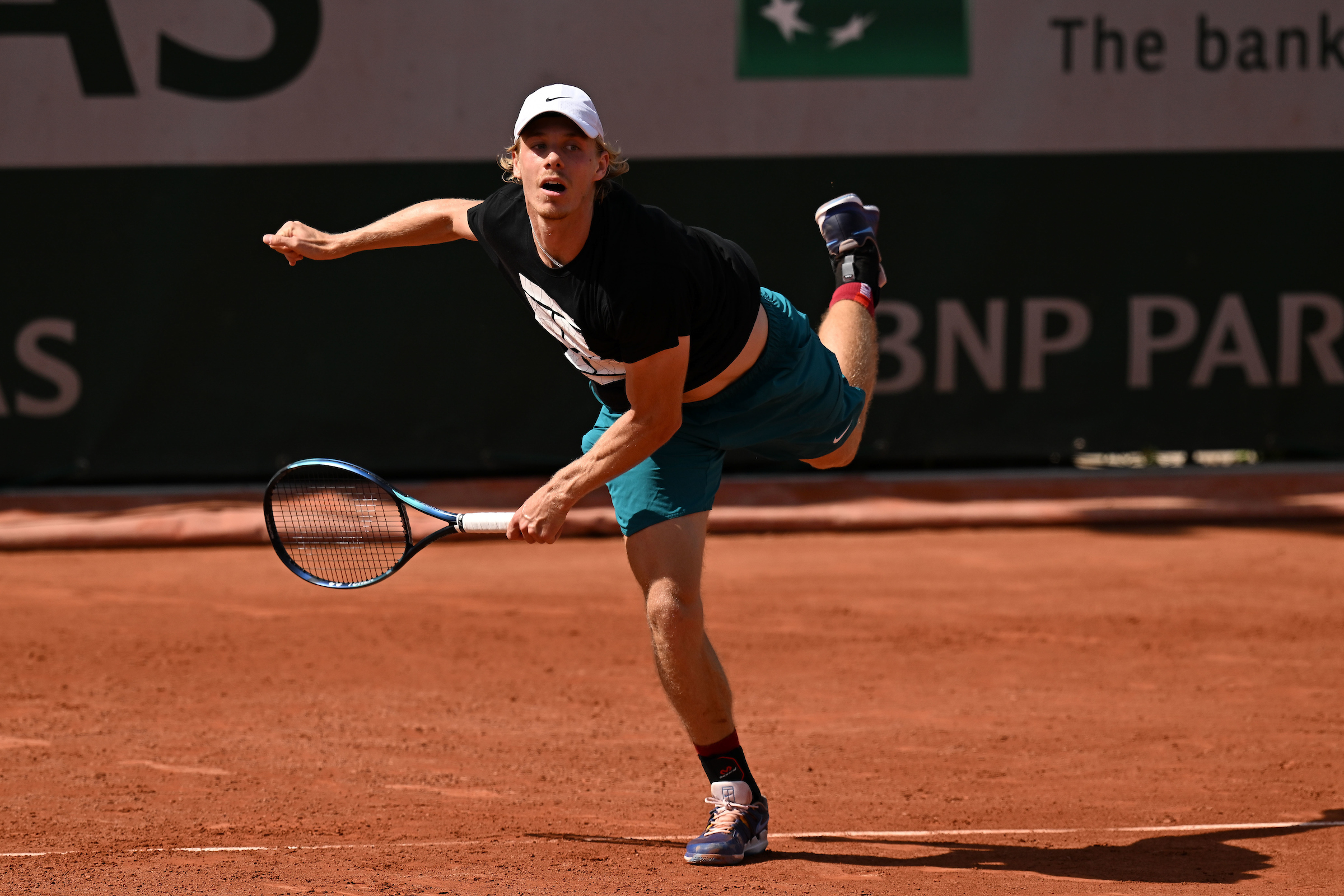 Shapovalov stunned by Rune in French Open first round