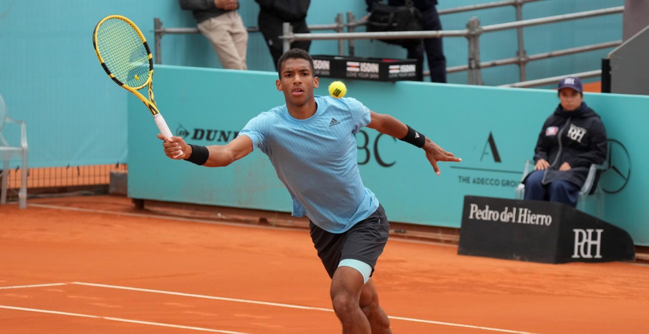 auger-aliassime forehand