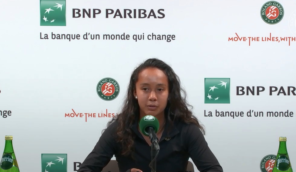 Leylah Fernandez in a press conference at Roland Garros