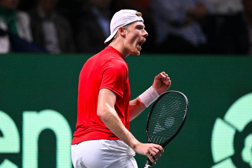 Denis Shapovalov pumps his fist during a match for Canada at the Davis Cup.