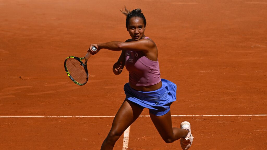 Leylah Fernandez follows through on a forehand.