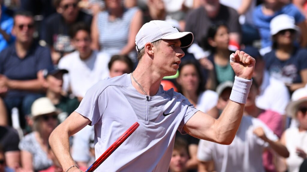 Denis Shapovalov pumps his fist.