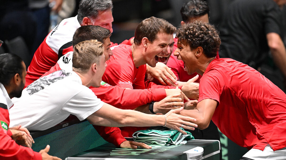 Monday Digest: Canadians shine in Bologna to continue Davis Cup title defence