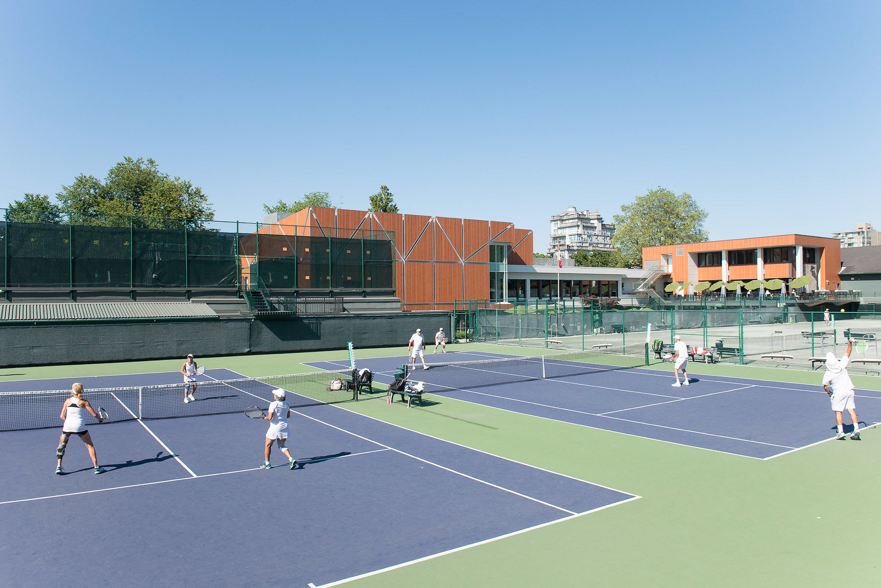 Players hit on the court at the Vancovuer Lawn Tennis and Badminton Club. It hosted an ITF Masters event in April, while Robert Oleksiuk and Gilbert White won ITF titles abroad.